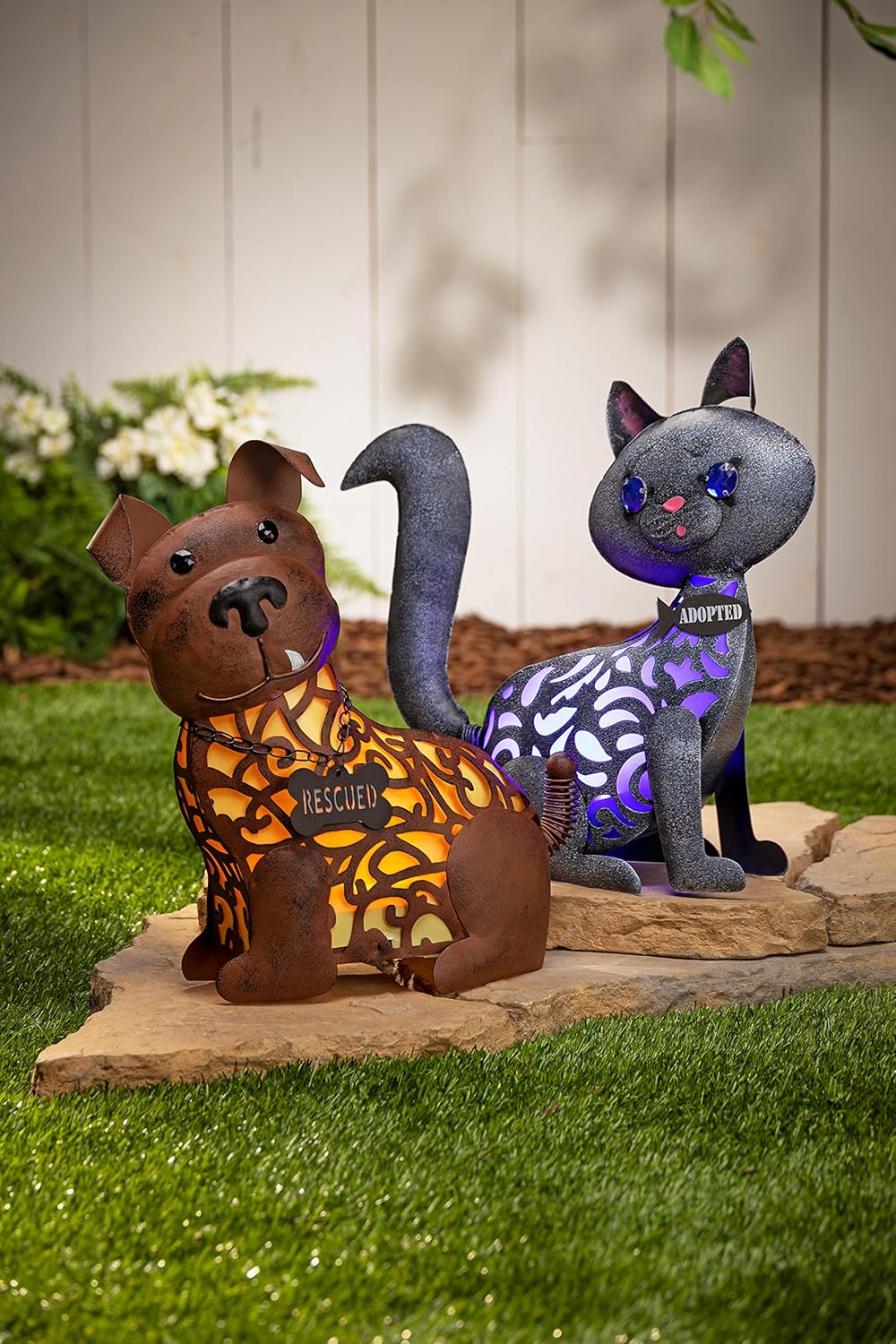 Garden Meadow Silver Solar Lighted Metal Rescue Cat