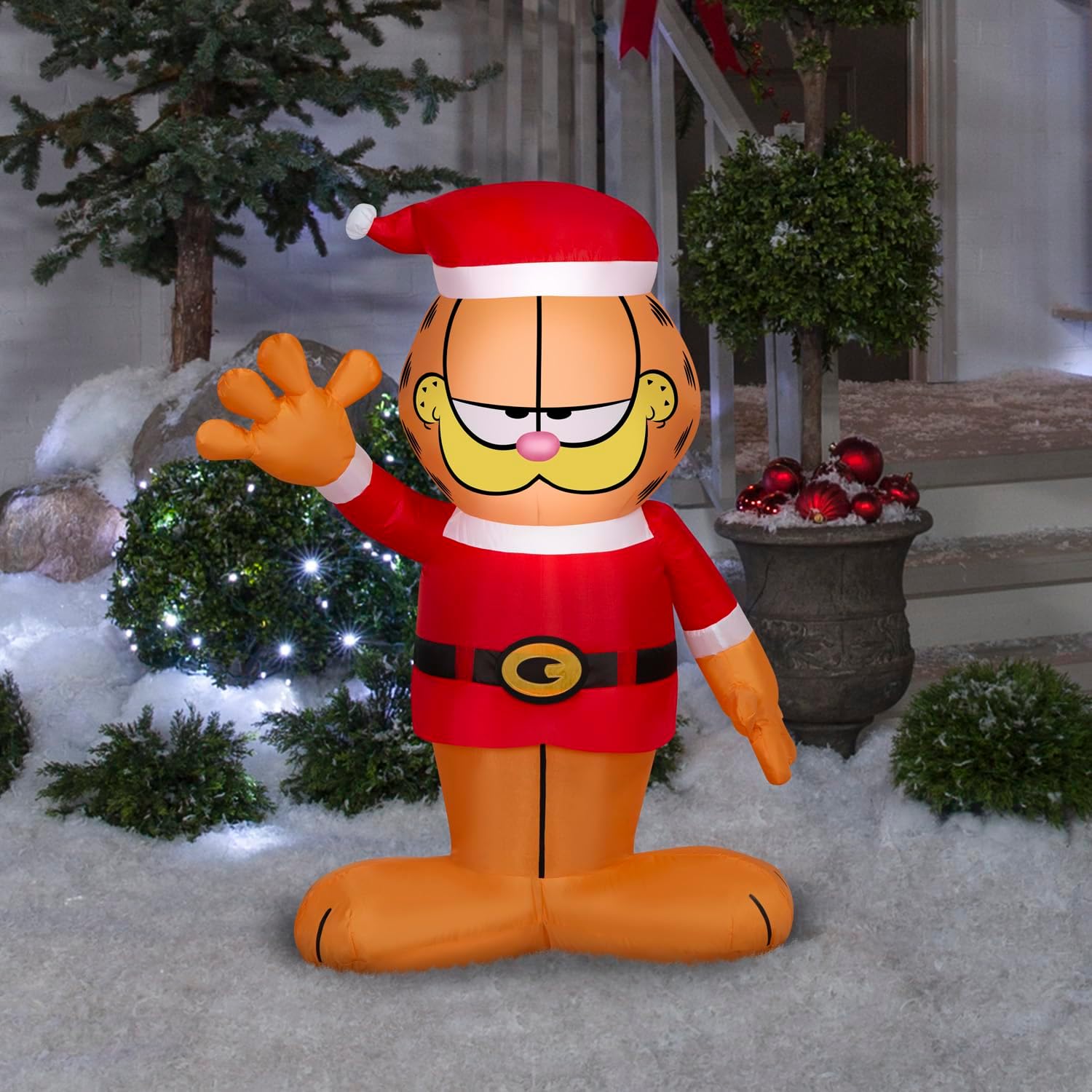 Gemmy Christmas Inflatable Garfield in Santa Suit